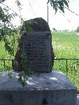 Wadysaw Patak  - Pomnik pomordowanych w Janowicach, gm. Pitek. (fot. Zbigniew Adamas, w dn. 19.05.2011r.)  