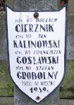 Bolesaw Cierznik, upamitniony na imiennej tablicy epitafijnej w obrbie kwatery wojennej na cmentarzu parafialnym w Juliopolu.