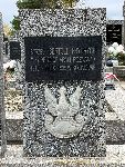 Bertold Frydrych upamitniony na imiennej tabliczce epitafijnej na jednej z mogi zbiorowych kwatery wojennej na cmentarzu parafialnym w Bolimowie. Stan z dn. 14 padziernika 2024 r. (fot. ukasz Klimek).