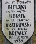 Tadeusz Bratkowski, upamitniony na imiennej tablicy epitafijnej na wydzielonej kwaterze na cmentarzu rzymskokatolickim w Juliopolu.