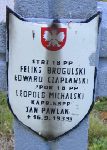 Jan Pawlak, upamiętniony na imiennej tablicy epitafijnej na kwaterze wojennej na cmentarzu rzymskokatolickim w Rybnie. Stan z 2005r.