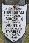 Jzef Cholewieski, upamitniony na imiennej tablicy epitafijnej na wydzielonej kwaterze na cmentarzu rzymskokatolickim w Juliopolu.