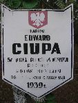 Edward Ciupa, upamitniony na tablicy epitafijnej na cmentarzu wojennym w Leontynowie, Stan z 2004 r.