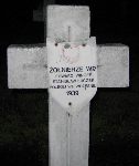Edward Winger, upamitniony na imiennej tablicy epitafijnej na cmentarzu wojennym w Sochaczewie - Trojanowie, Al. 600-lecia. Stan z 2005 r.