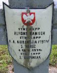 J. Hersz, upamitniony na imiennej tablicy epitafijnej na kwaterze wojennej na cmentarzu rzymskokatolickim w Rybnie. Stan z 2005r.
