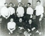 Leszek Lubicz-Nycz (siedzi pierwszy z prawej) jako członek reprezentacji Polski na Igrzyskach Olimpijskich w Los Angeles w 1932 r. (fot. za: Łuczak 2002, fot. 15).
