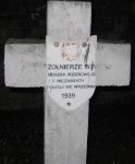 Moszek Rozencwejg, upamitniony na imiennej tablicy epitafijnej na cmentarzu wojennym w Sochaczewie - Trojanowie, Al. 600-lecia. Stan z 2005 r.