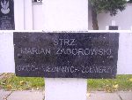 Marian Zborowski (Zaborowski) upamitniony na imiennej tablicy epitafijnej na mogile zbiorowej w obrbie kwatery wojennej onierzy Wojska Polskiego na cm. parafii rzymskokatolickiej pw. w. Jakuba Apostoa w Zdunach. Stan z dn. 27.09.2012 r. (fot. Baej Kucharski).