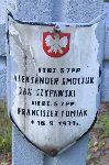 Aleks[ander] Semczuk (Smoczuk), upamitniony na imiennej tablicy epitafijnej na kwaterze wojennej na cmentarzu rzymskokatolickim w Rybnie. Stan z 2005r.