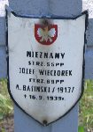 Józef Wieczorek, upamiętniony na imiennej tablicy epitafijnej na kwaterze wojennej na cmentarzu rzymskokatolickim w Rybnie. Stan z 2005r.