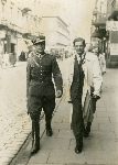 ppor.Wojciech Stanisaw Jackowski z koleg studentem Antonim Jakubowskim, Warszawa, ul. Nowy wiat, 1939. Fotografia ze zbiorw bratanka - Wojciecha Jackowskiego