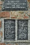 Edmund Hyy upamitniony na jednej z czterech zbiorczych imiennych tablic pamitkowych pomnika w Jeziorach Wielkich powiconego ofiarom II wojny wiatowej z terenu Gminy Jeziora Wielkie. Stan z dn. 23. 06. 2013 r.