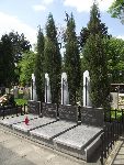 d, ul. Wojska Polskiego, mogia zbiorowa (2). Stan z dn. 06. 05. 2011 r. (fot. Zbigniew Adamas).