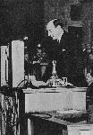 Józef Beck wygłasza przemówienie w Sejmie, 5 maja 1939 (źródło: Wikimedia Commons).