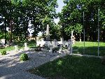 Nowy Duninw, Grb-Obelisk ku Czci Walczcych o Woln Polsk. Stan z dn. 29. 05. 2012 r. (fot. Zbigniew Adamas).