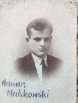 Marian Makowski w czasie pracy jako nauczyciel w Grjcu (fot. ze zb. rodzinnych).