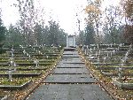 Cmentarz wojenny w Laskach - miejsce pochwku u. Henryka Szymaskiego (fot. Anita Szymaska, crka Andrzeja, bratanka Henryka).