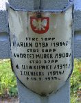 Marian Dyba, upamitniony na imiennej tablicy epitafijnej na kwaterze wojennej na cmentarzu rzymskokatolickim w Rybnie. Stan z 2005r.