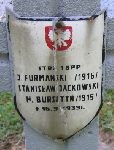 Hersz Bursztyn, upamitniony na imiennej tablicy epitafijnej na kwaterze wojennej na cmentarzu rzymskokatolickim w Rybnie. Stan z 2005r.