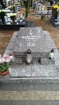 Grb indywidualny na cmentarzu parafialnym w Nowym Tomylu - miejsce spoczynku Michaa Kosickiego (fot. udostpni: ukasz Guchy).