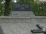 Pomnik polegych na Cmentarzu w Uniejowie (udostpni: Dariusz Kamierczak).