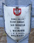 Jan Obiegaa, upamitniony na imiennej tablicy epitafijnej na kwaterze wojennej na cmentarzu rzymskokatolickim w Rybnie. Stan z 2005r.