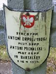 Antoni Michalski, upamitniony na imiennej tablicy epitafijnej na kwaterze wojennej na cmentarzu rzymskokatolickim w Rybnie. Stan z 2005r.