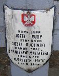 Jzef Rudy, upamitniony na imiennej tablicy epitafijnej na kwaterze wojennej na cmentarzu rzymskokatolickim w Rybnie. Stan z 2005r.