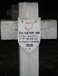 Jzef Pitkowski, upamitniony na imiennej tablicy epitafijnej na cmentarzu wojennym w Sochaczewie - Trojanowie, Al. 600-lecia. Stan z 2005 r.