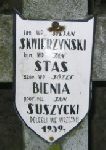 Stefan Skwierzyski, upamitniony na imiennej tablicy epitafijnej na wydzielonej kwaterze na cmentarzu rzymskokatolickim w Juliopolu. 