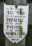 Jzef Mrwczyski, upamitniony na imiennej tablicy epitafijnej na wydzielonej kwaterze na cmentarzu rzymskokatolickim w Juliopolu.
