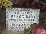 Tablica epitafijna ppor. Janusza Bardziskiego, ychlin, Al. Racawickie, kwatera wojenna.