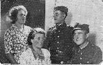 Strz. Edmund Napieraa w gronie znajomych, 27 sierpnia 1939 r. (fot. ze zb. rodzinnych).